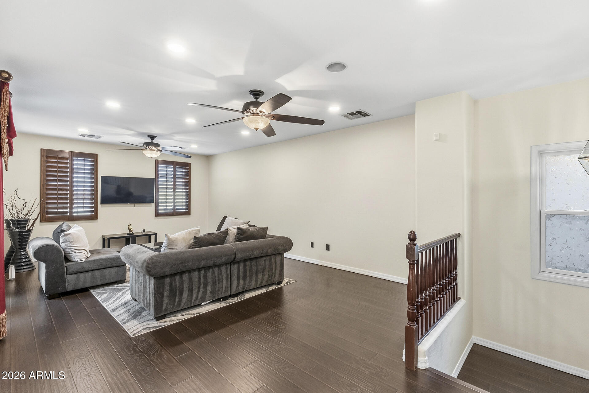 MCQUEEN LAKES - Residential