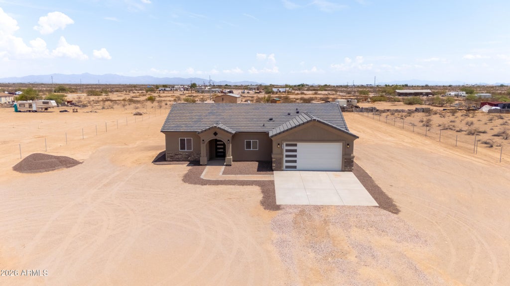 Photo of 1327 N 380th Drive, Tonopah, AZ 85354 (MLS # 7067139)