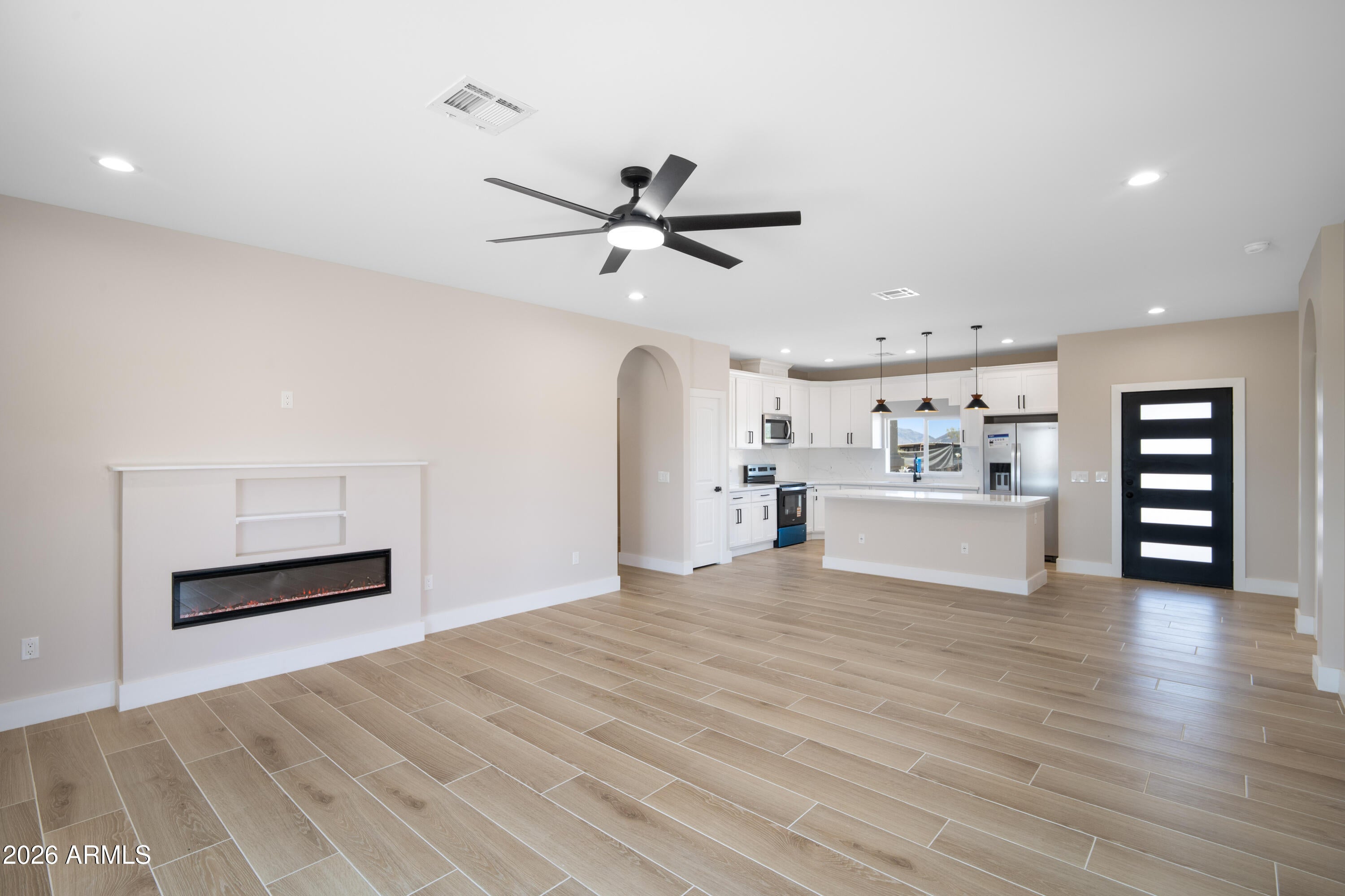 1327 N 380TH Drive