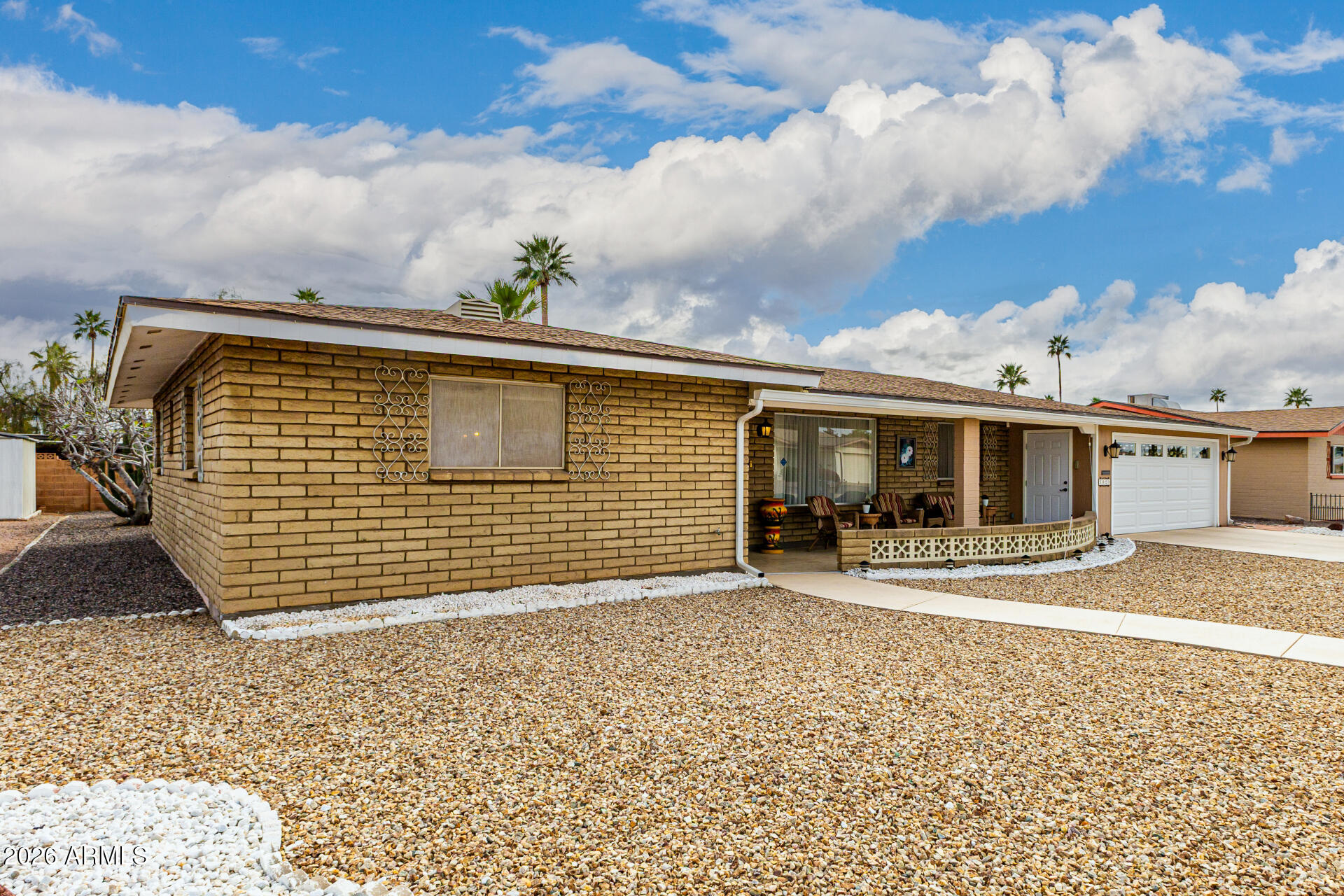 5923 E ANAHEIM Street