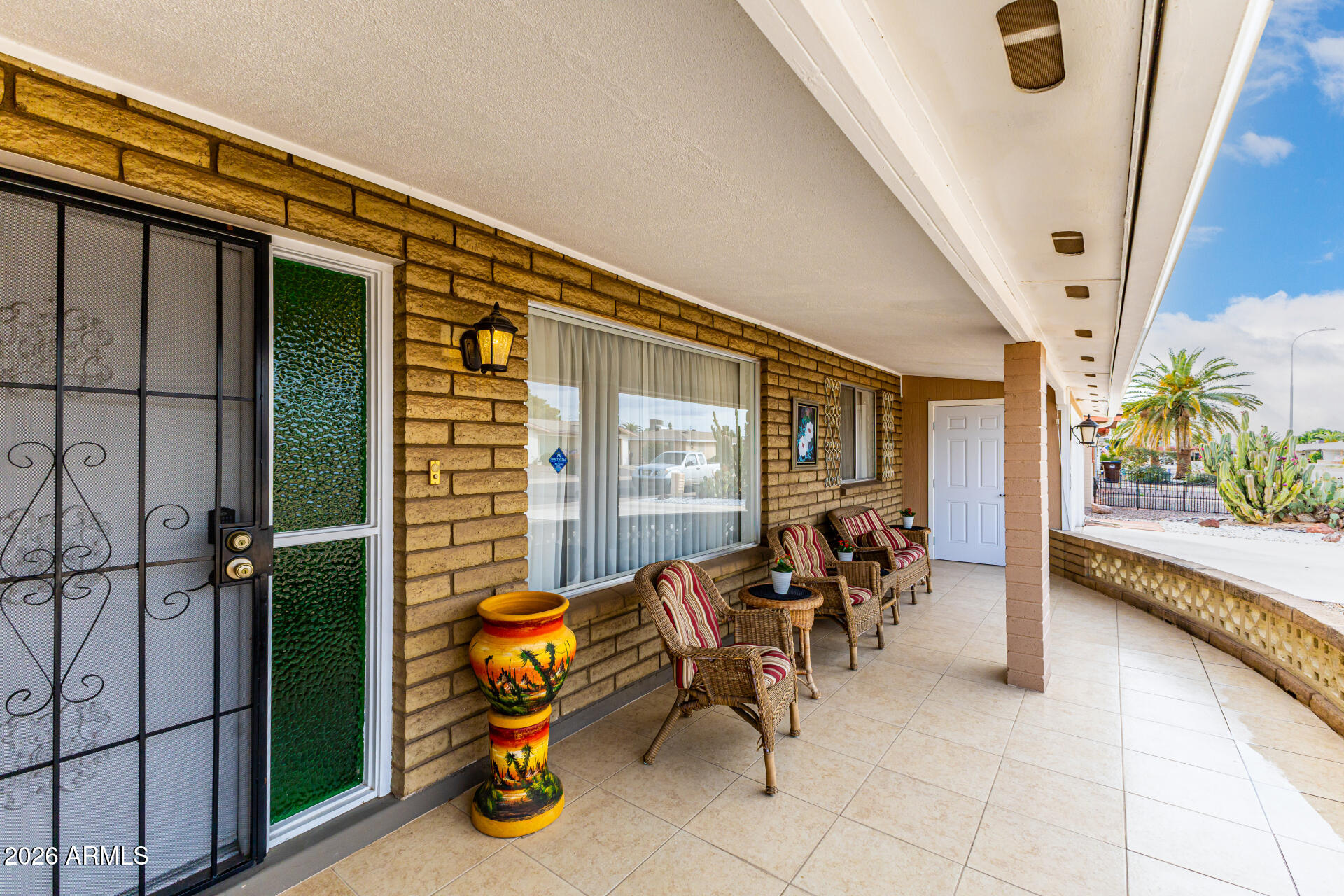 5923 E ANAHEIM Street