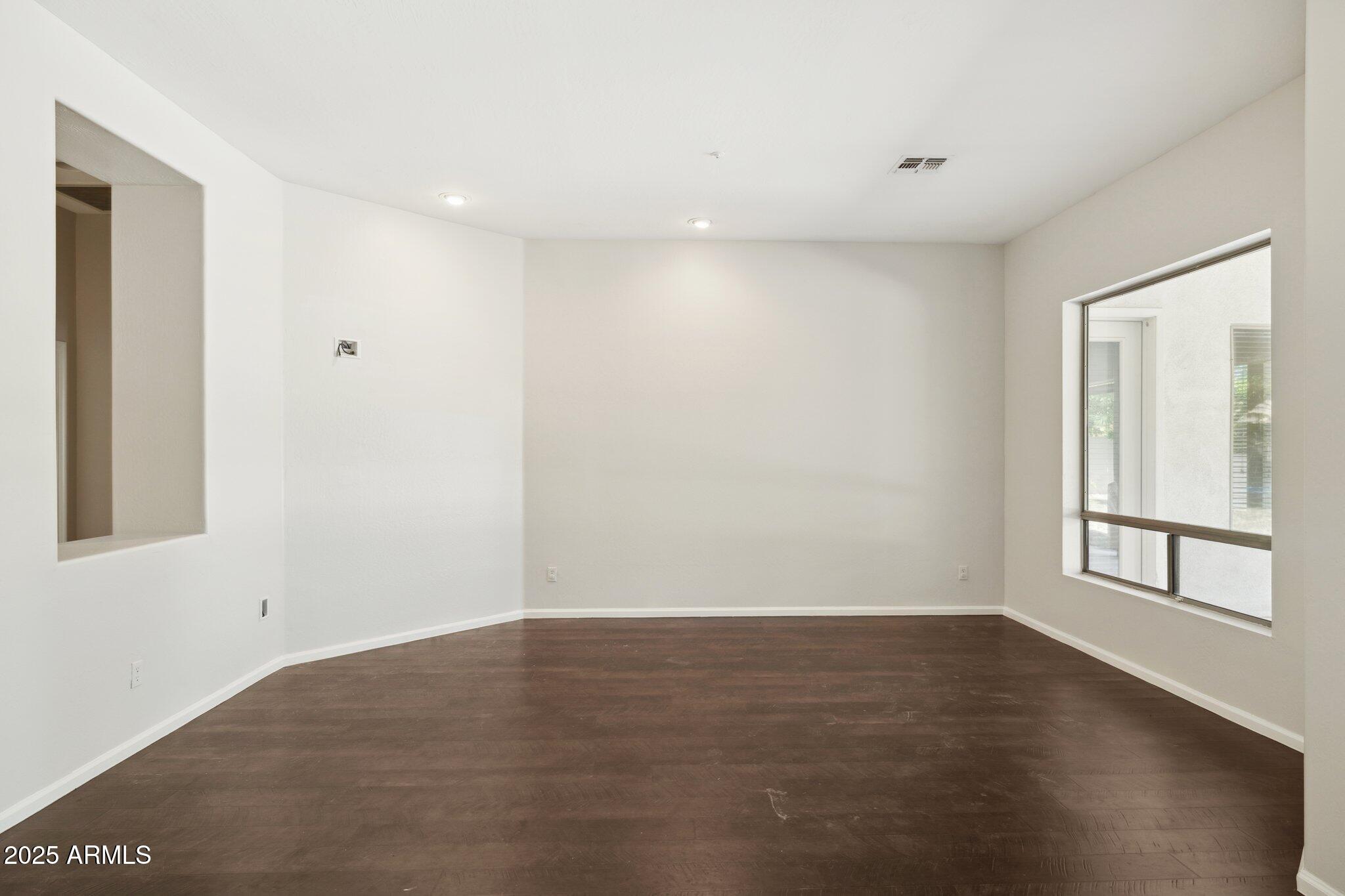 20720 N 74TH Street
