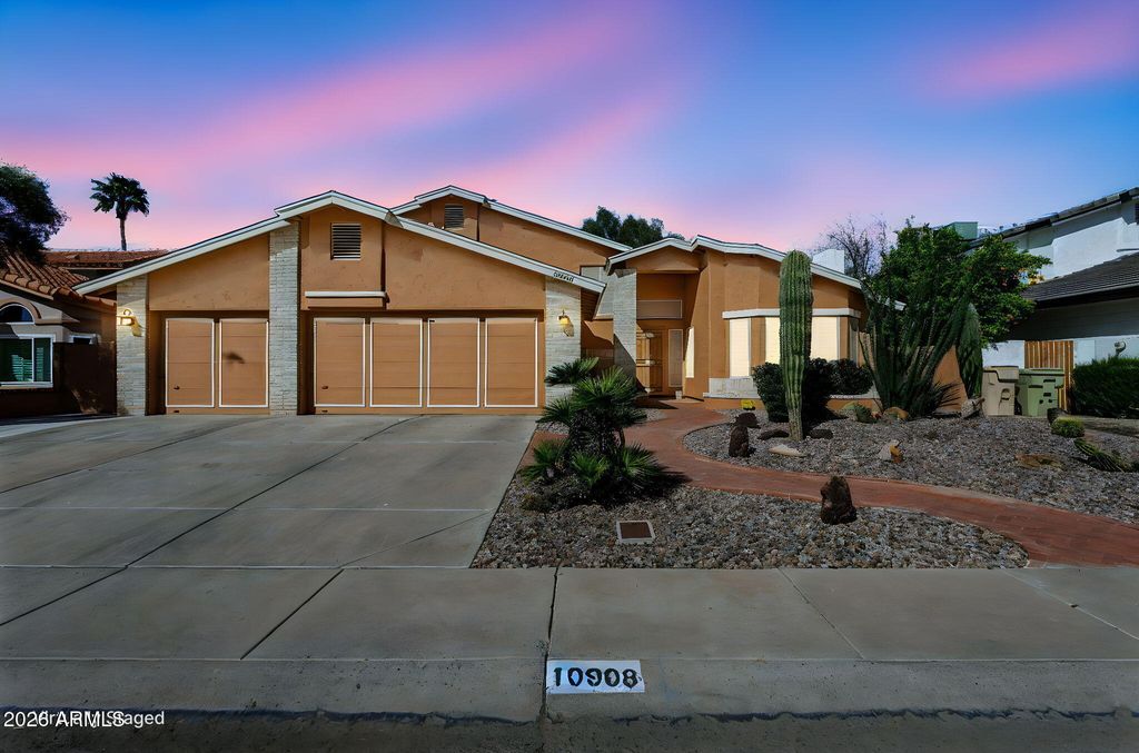 Photo of 10908 N 57th Avenue, Glendale, AZ 85304 (MLS # 7003529)