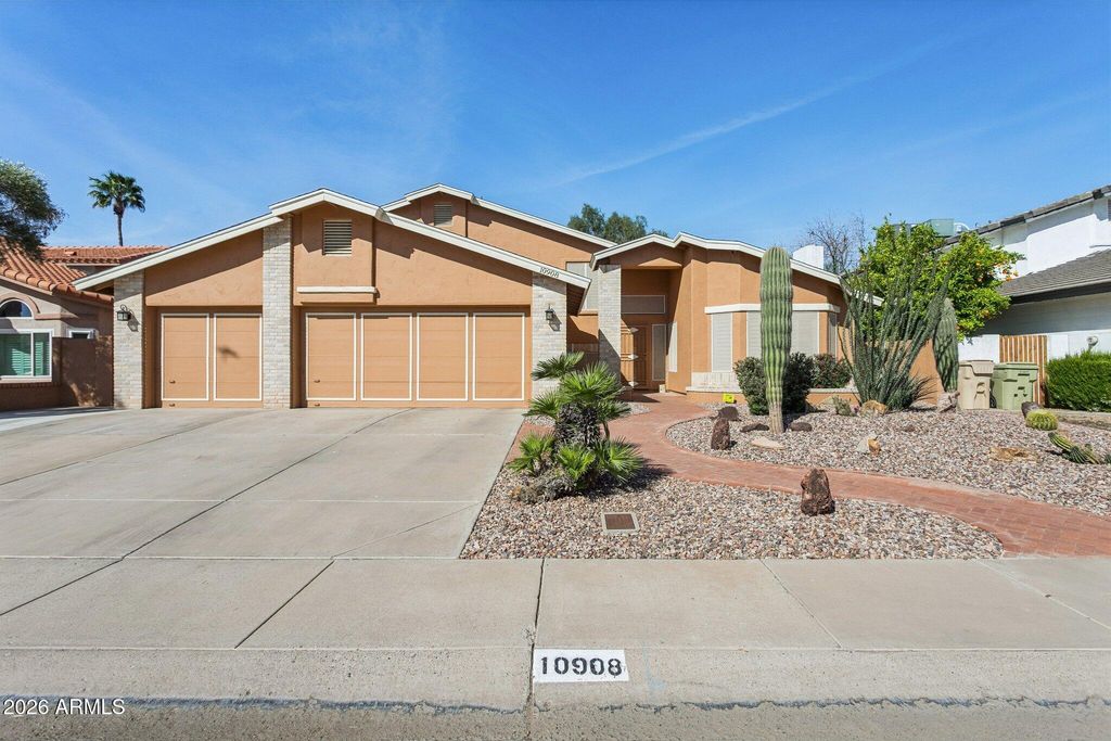 Photo of 10908 N 57th Avenue, Glendale, AZ 85304 (MLS # 7003529)
