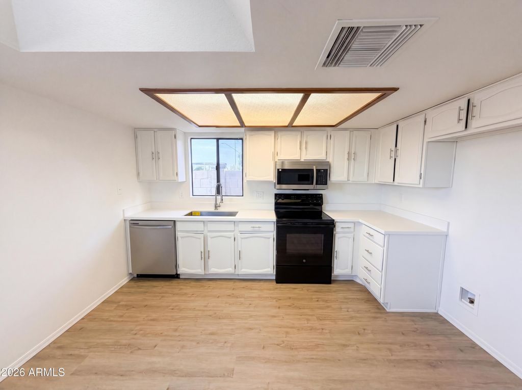 Photo of 11820 N 66th Drive, Glendale, AZ 85304 (MLS # 7030839)