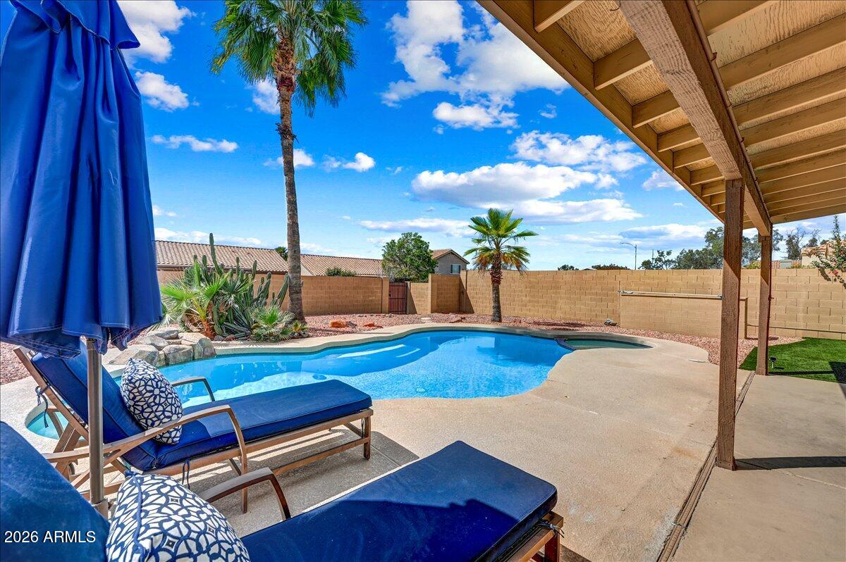 843 E AUDREY Lane