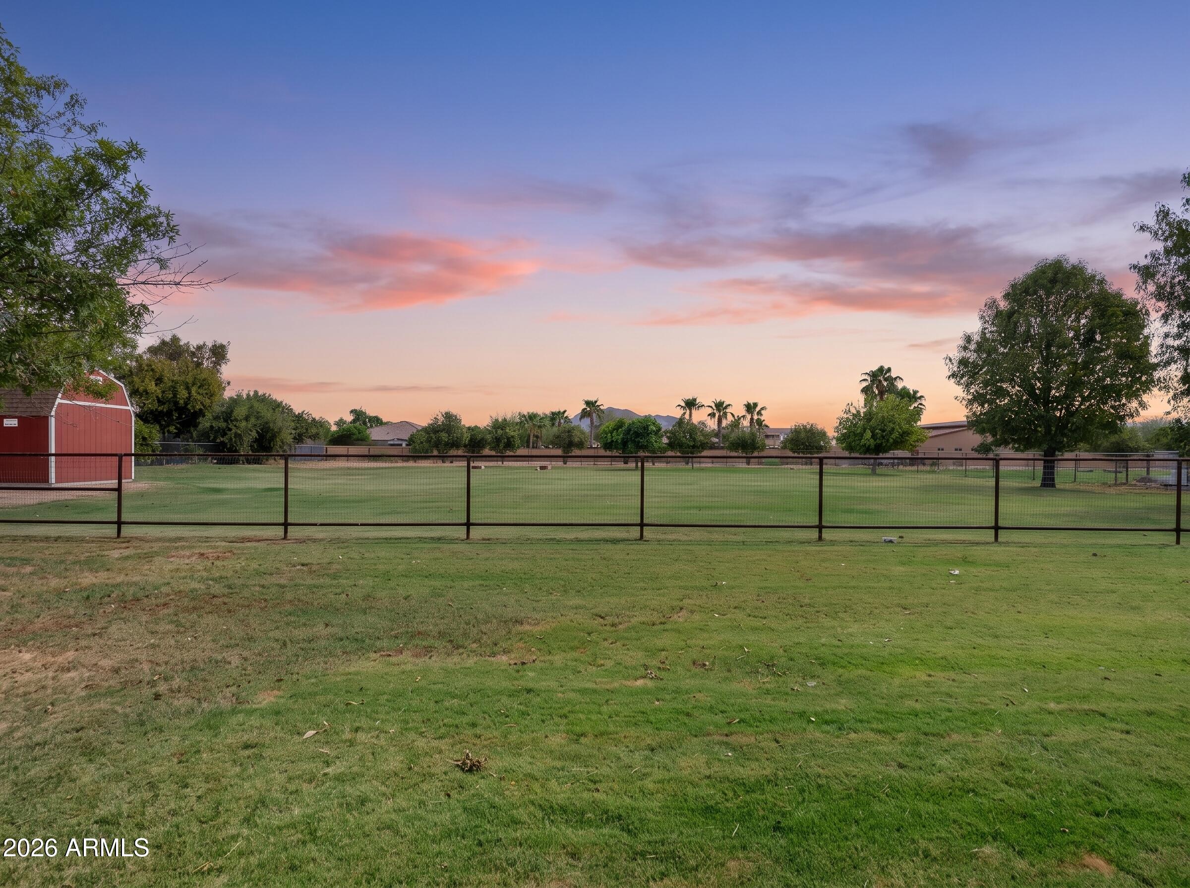 3785 E VIA DEL RANCHO Road