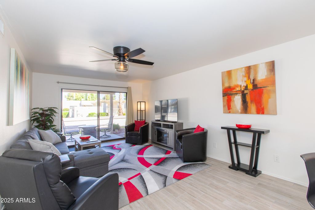 Photo of 9316 W Mcrae Way, Peoria, AZ 85382 (MLS # 6952094)