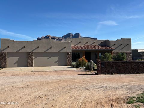 3921 N DELL ARMI Trail Apache Junction AZ 85119