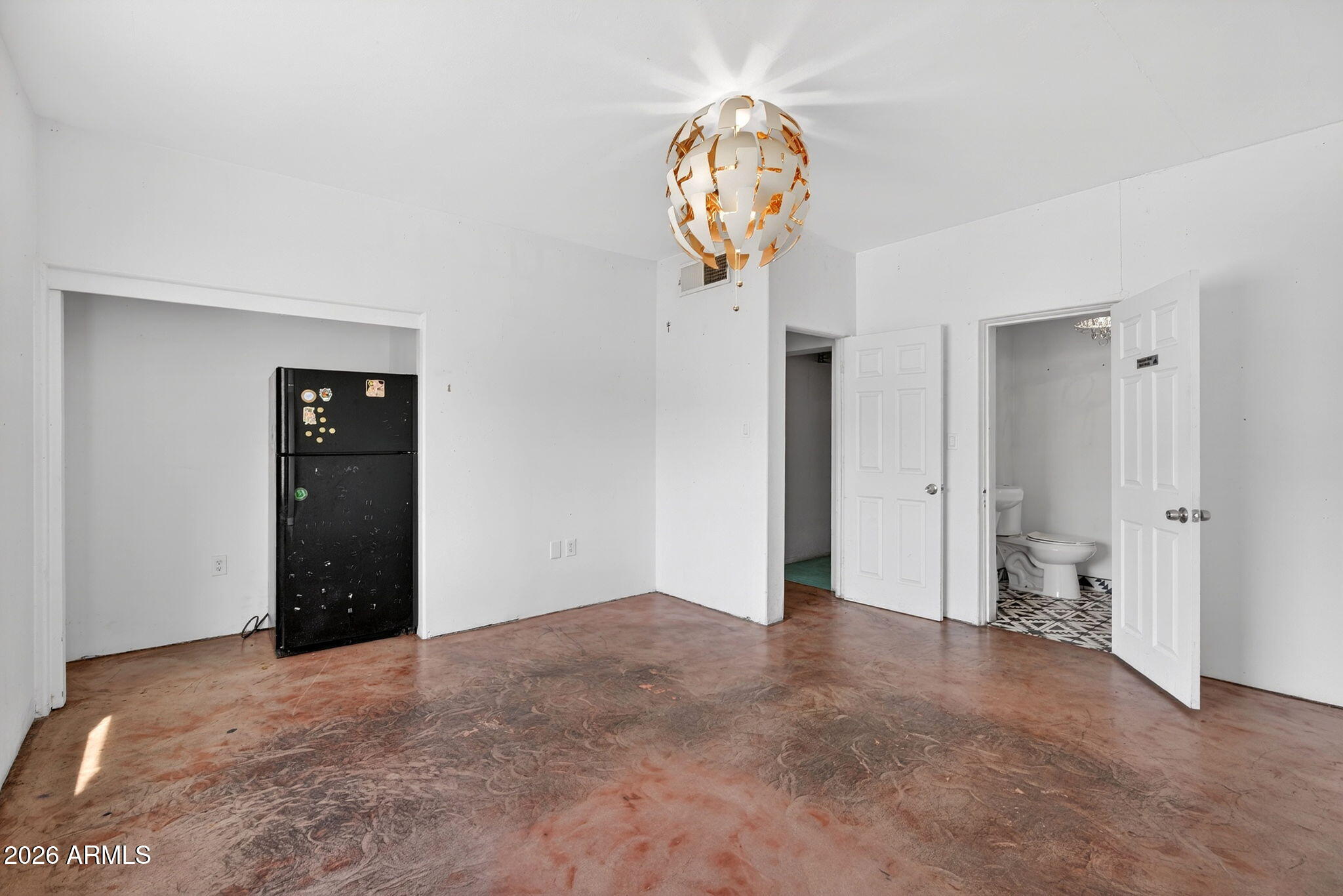 THOMAS PLACE - Commercial Lease