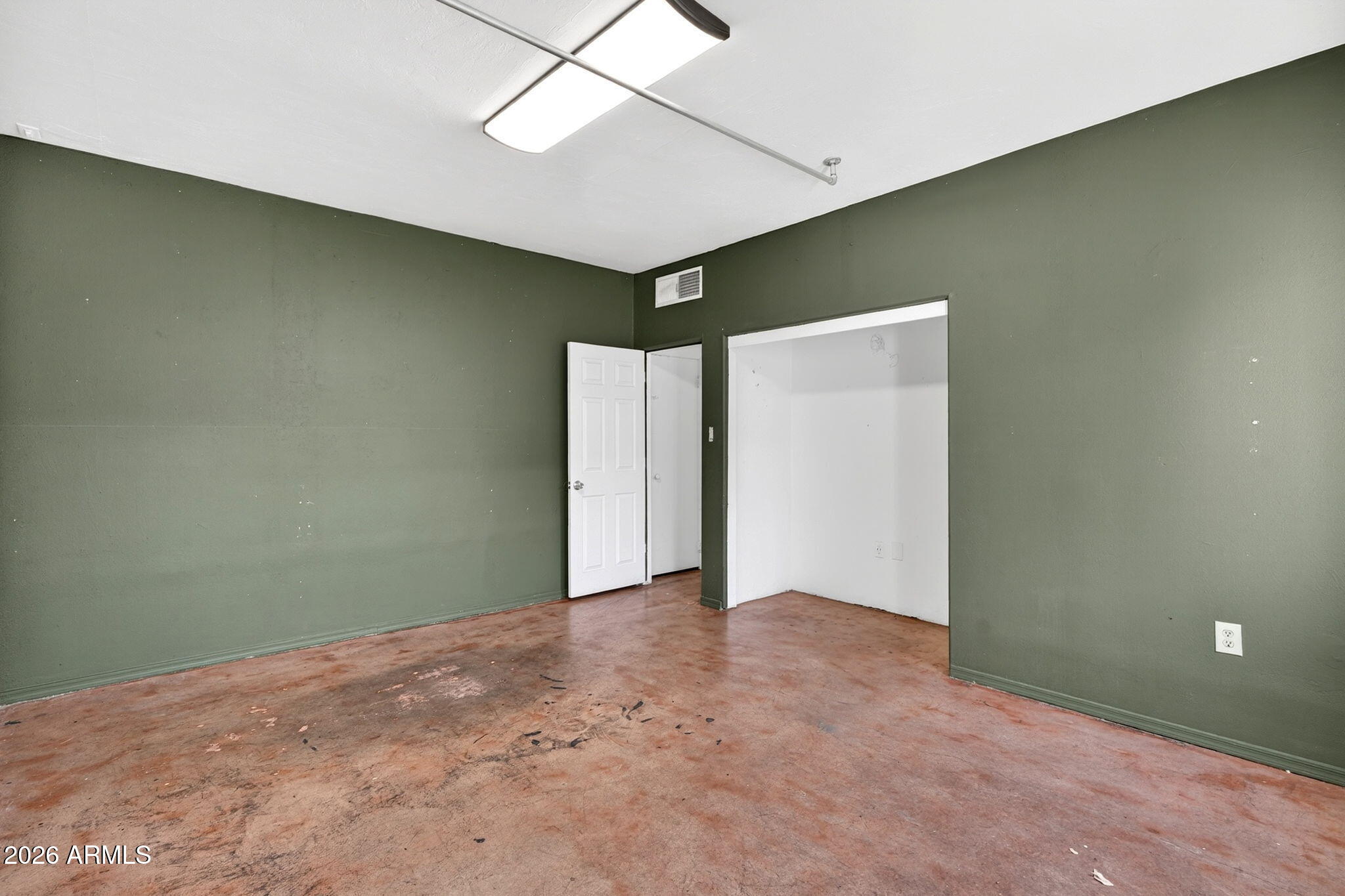 THOMAS PLACE - Commercial Lease