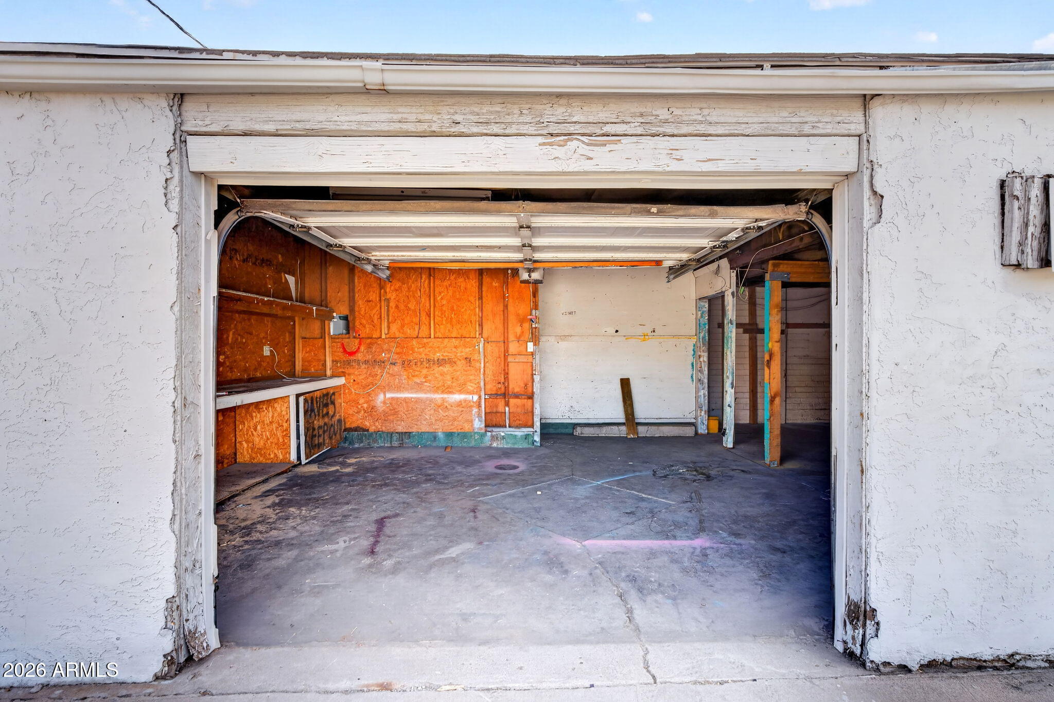 THOMAS PLACE - Commercial Lease