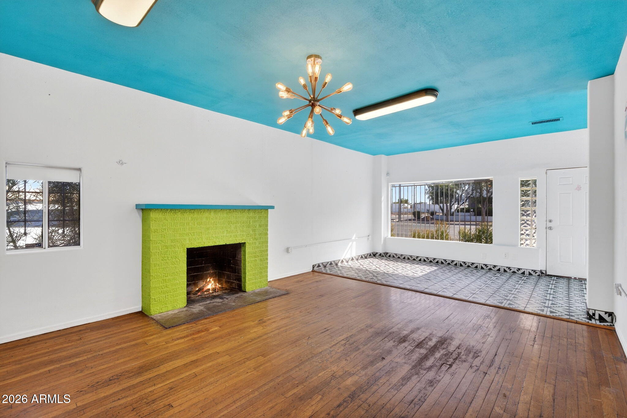 THOMAS PLACE - Commercial Lease