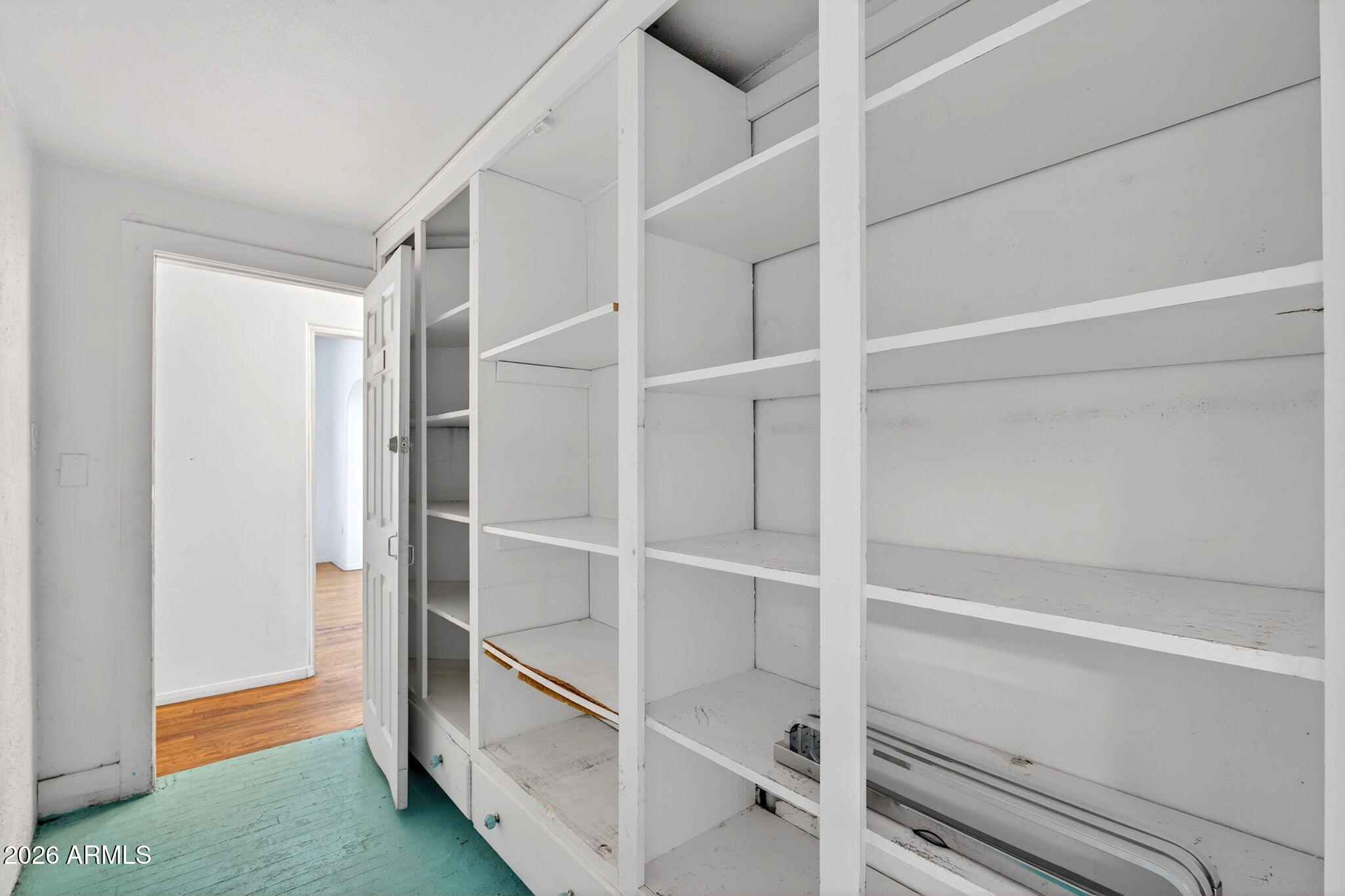 THOMAS PLACE - Commercial Lease