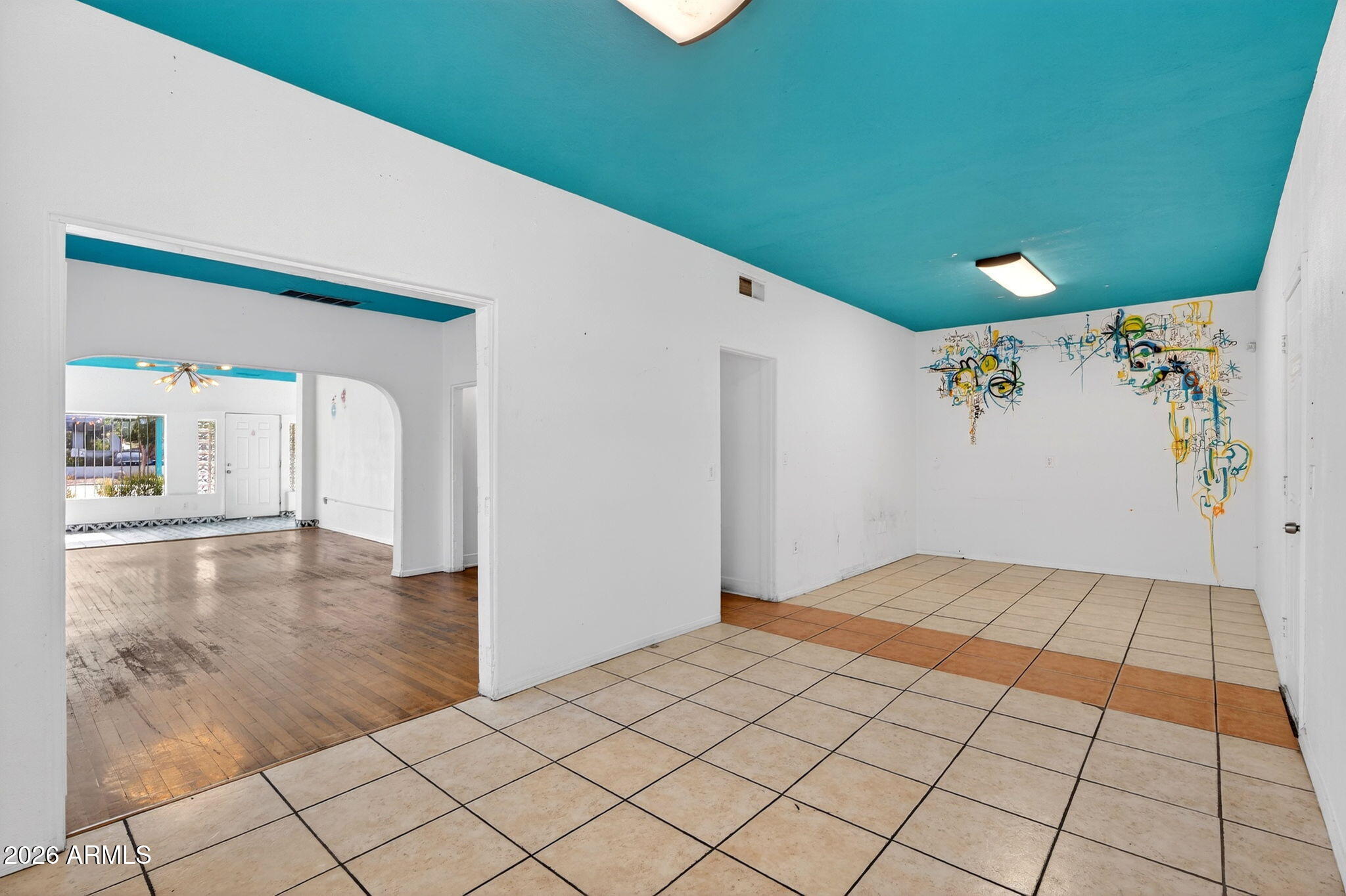 THOMAS PLACE - Commercial Lease