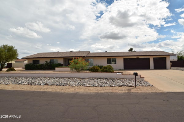 7013 W JOSAC ST, GLENDALE, AZ 85308 - Image b07a7bf2c9fccb33d9b3833560bc03f8/2280649569
