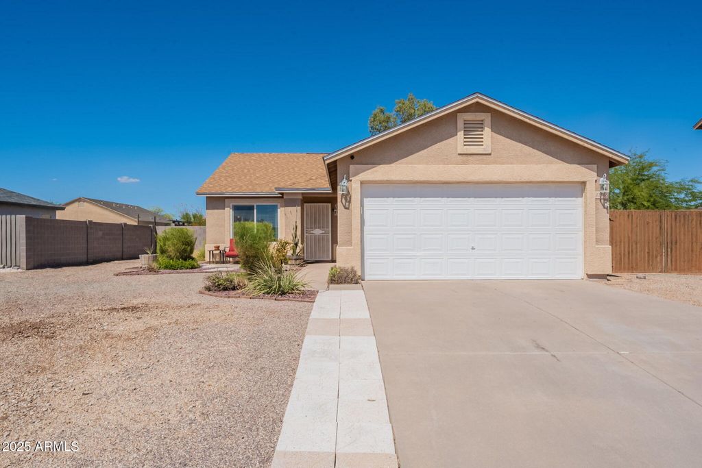 Photo of 11966 W Carousel Drive, Arizona City, AZ 85123 (MLS # 6917292)