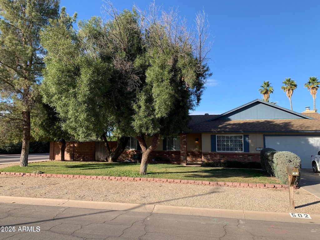 Photo of 502 E Gabrilla Drive, Casa Grande, AZ 85122 (MLS # 7013063)
