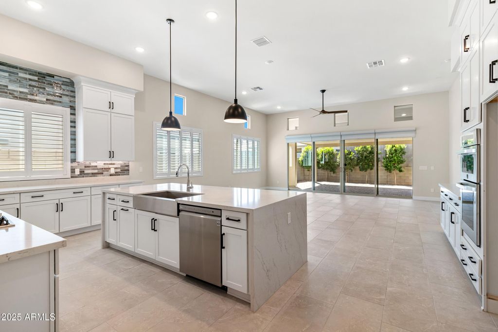 Photo of 21387 W Meadowbrook Avenue, Buckeye, AZ 85396 (MLS # 6927935)