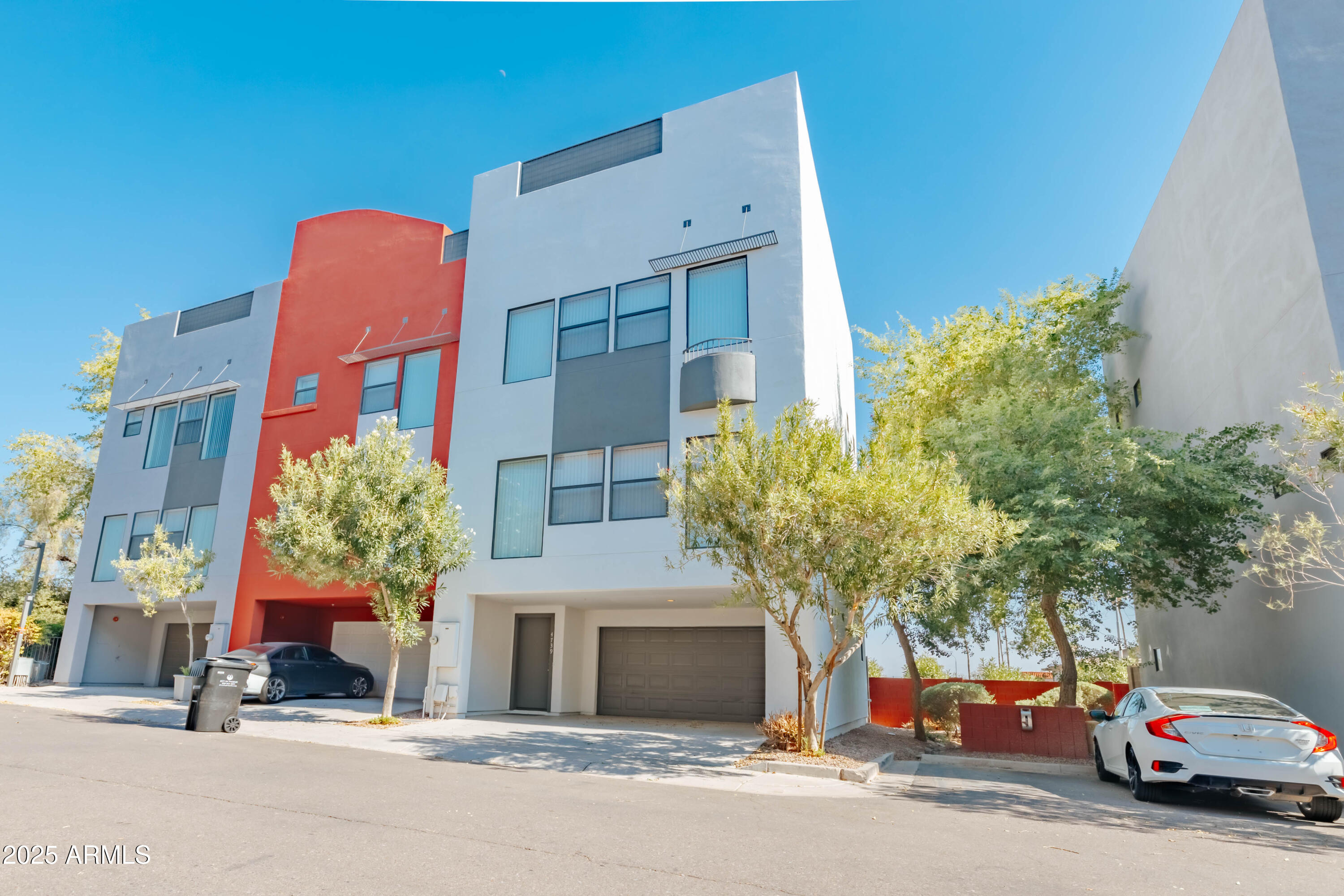 4739 E CULVER Street