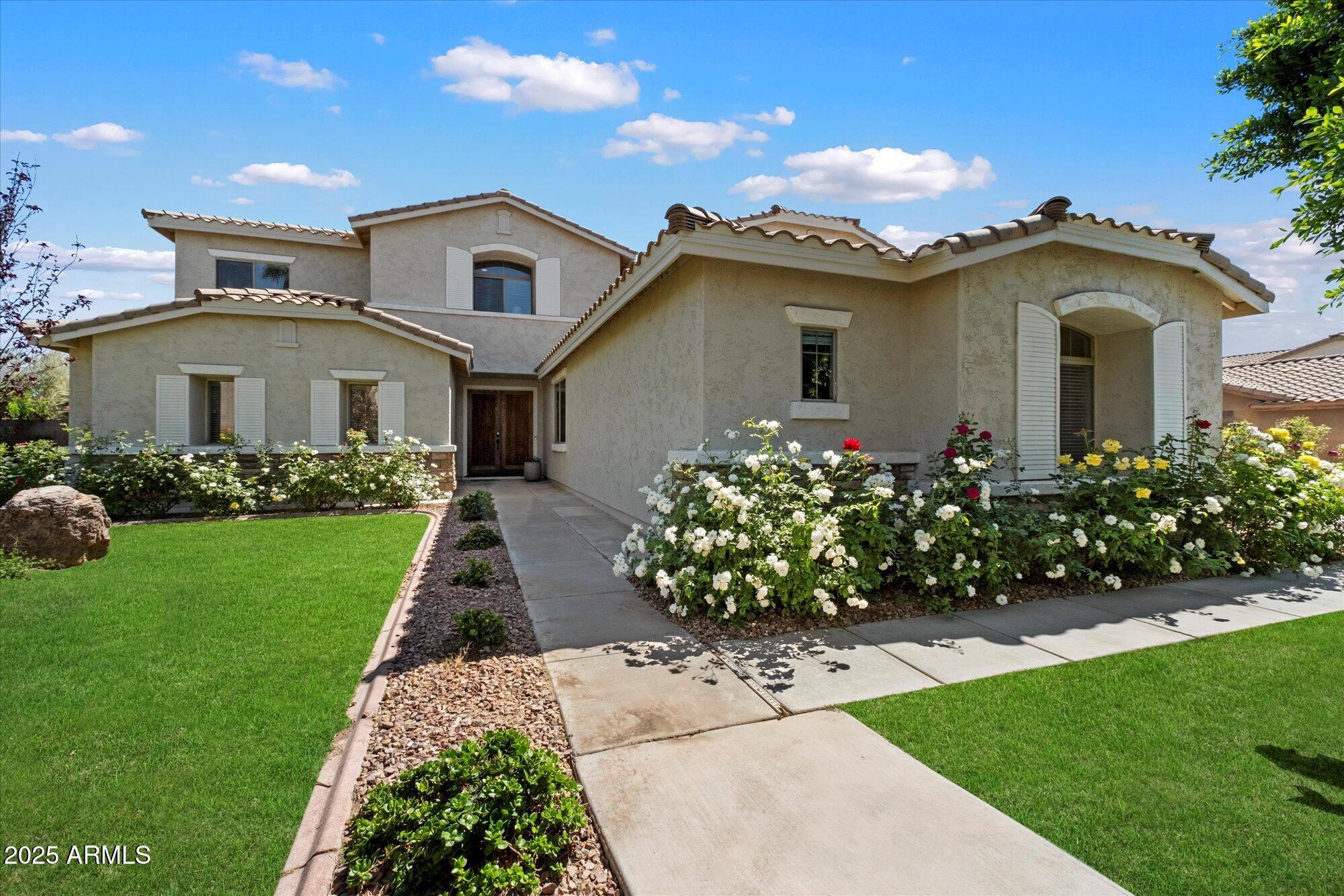 Chandler, Arizona 85249, United States, 7 Bedrooms Bedrooms, ,4 BathroomsBathrooms,Residential,Pending,110949