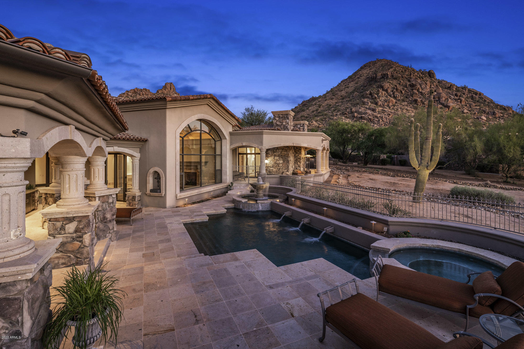 ESTANCIA - Residential
