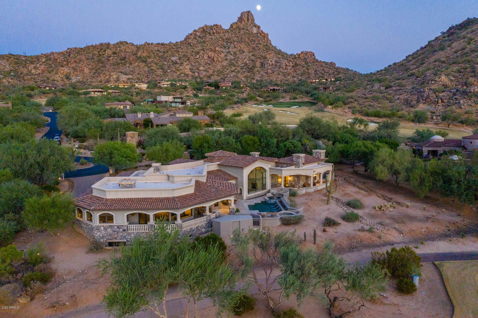 ESTANCIA - Residential