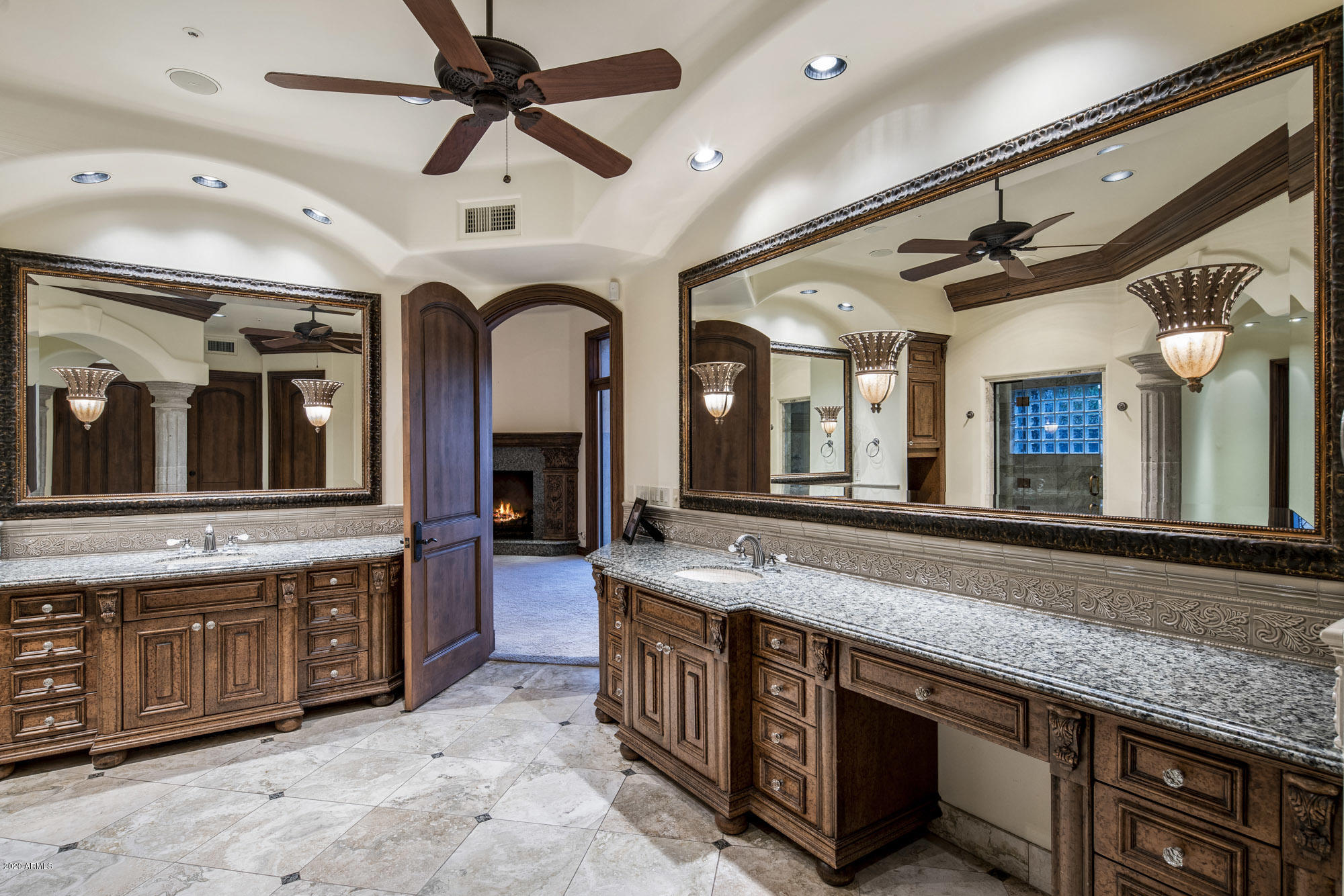 ESTANCIA - Residential