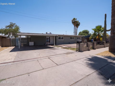Photo of 3813 W Hazelwood Street, Phoenix, AZ 85019 (MLS # 7043138)