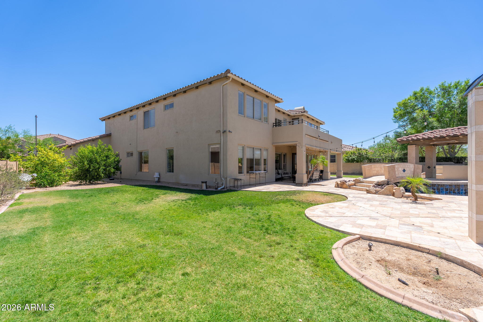 3817 E TRACKER Trail