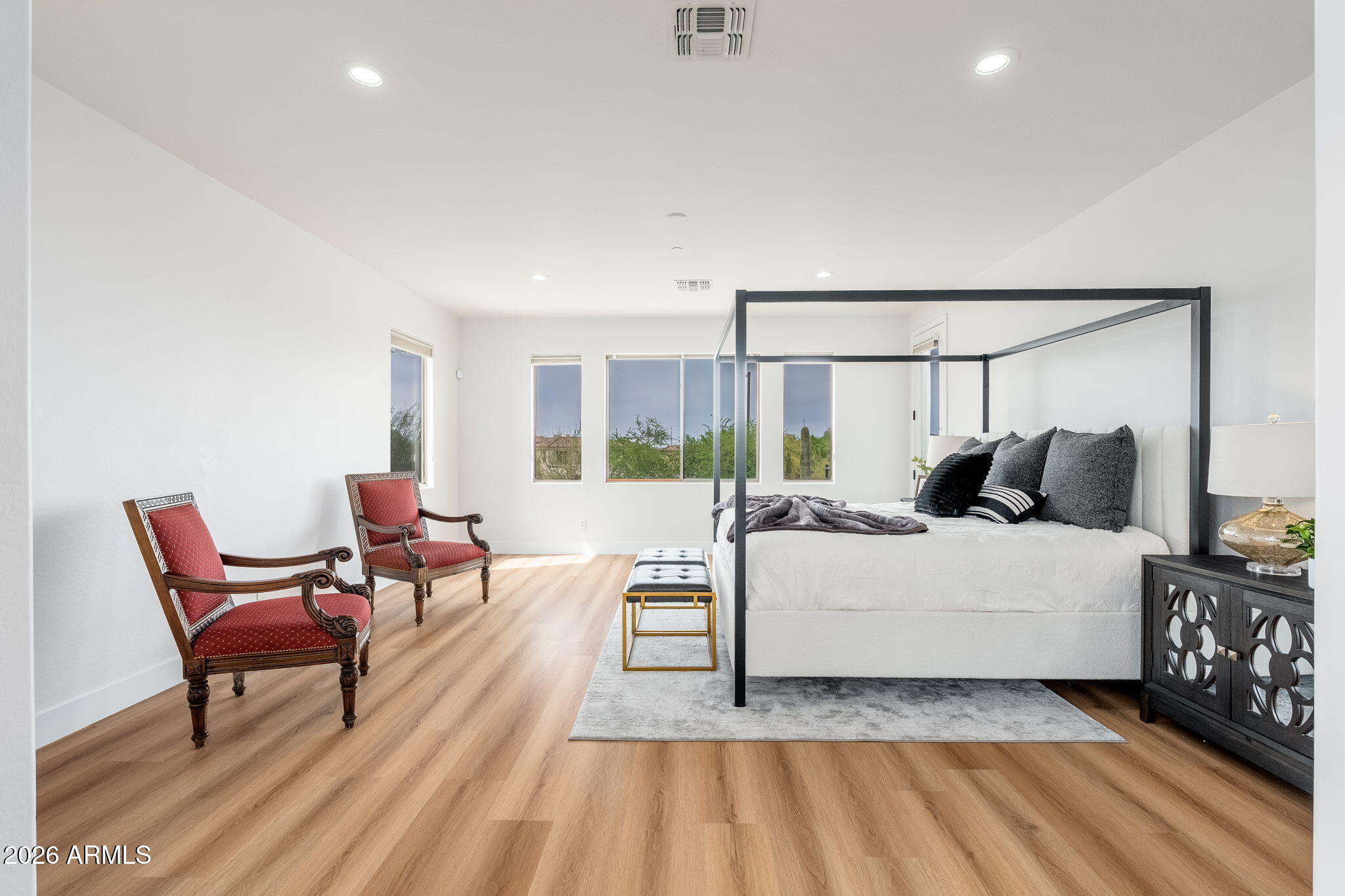 AVIANO - Residential