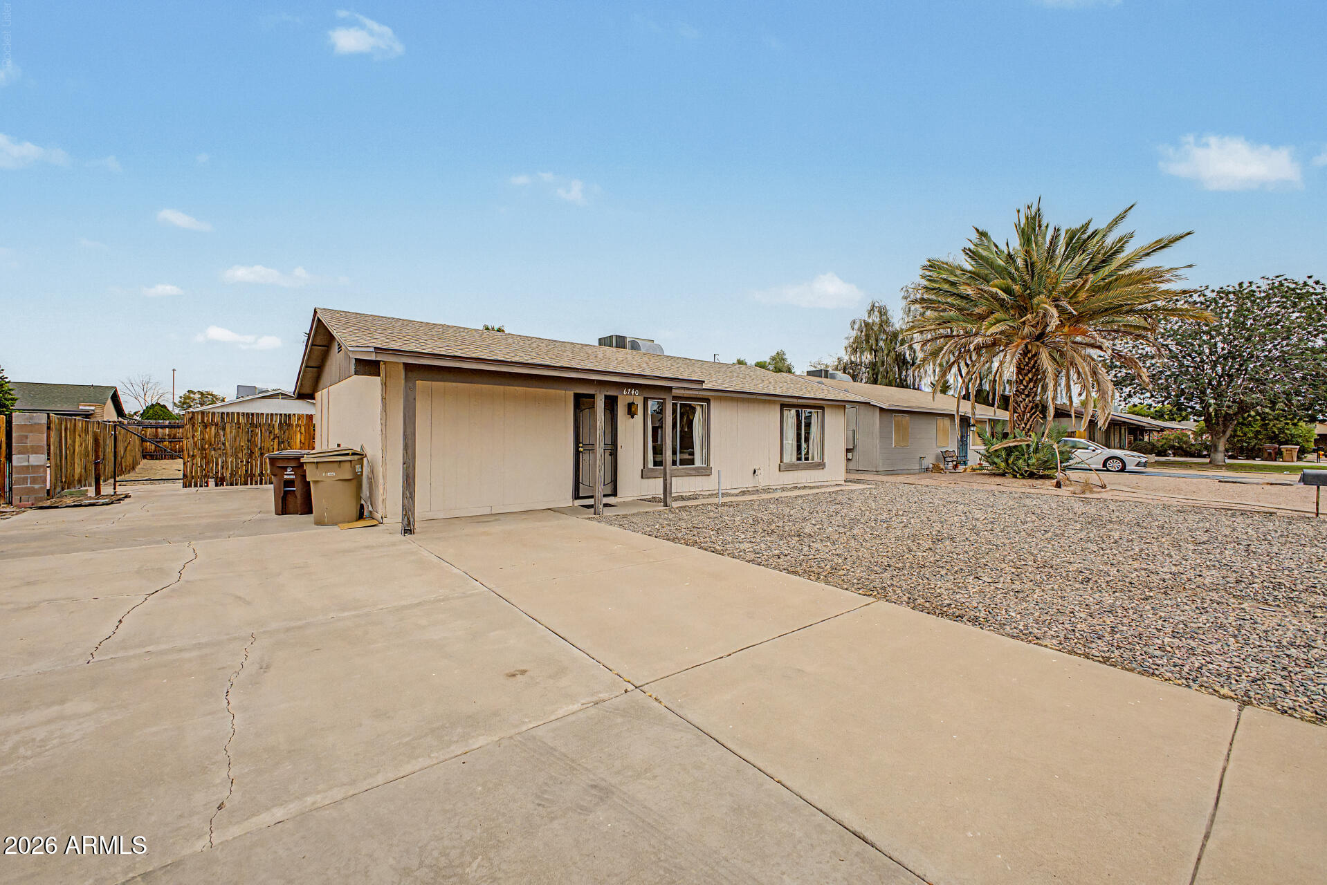 6740 W Vogel Avenue