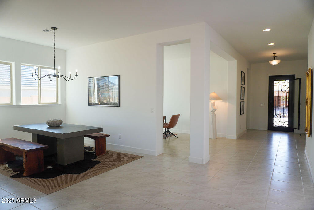 19976 W MARSHALL Avenue