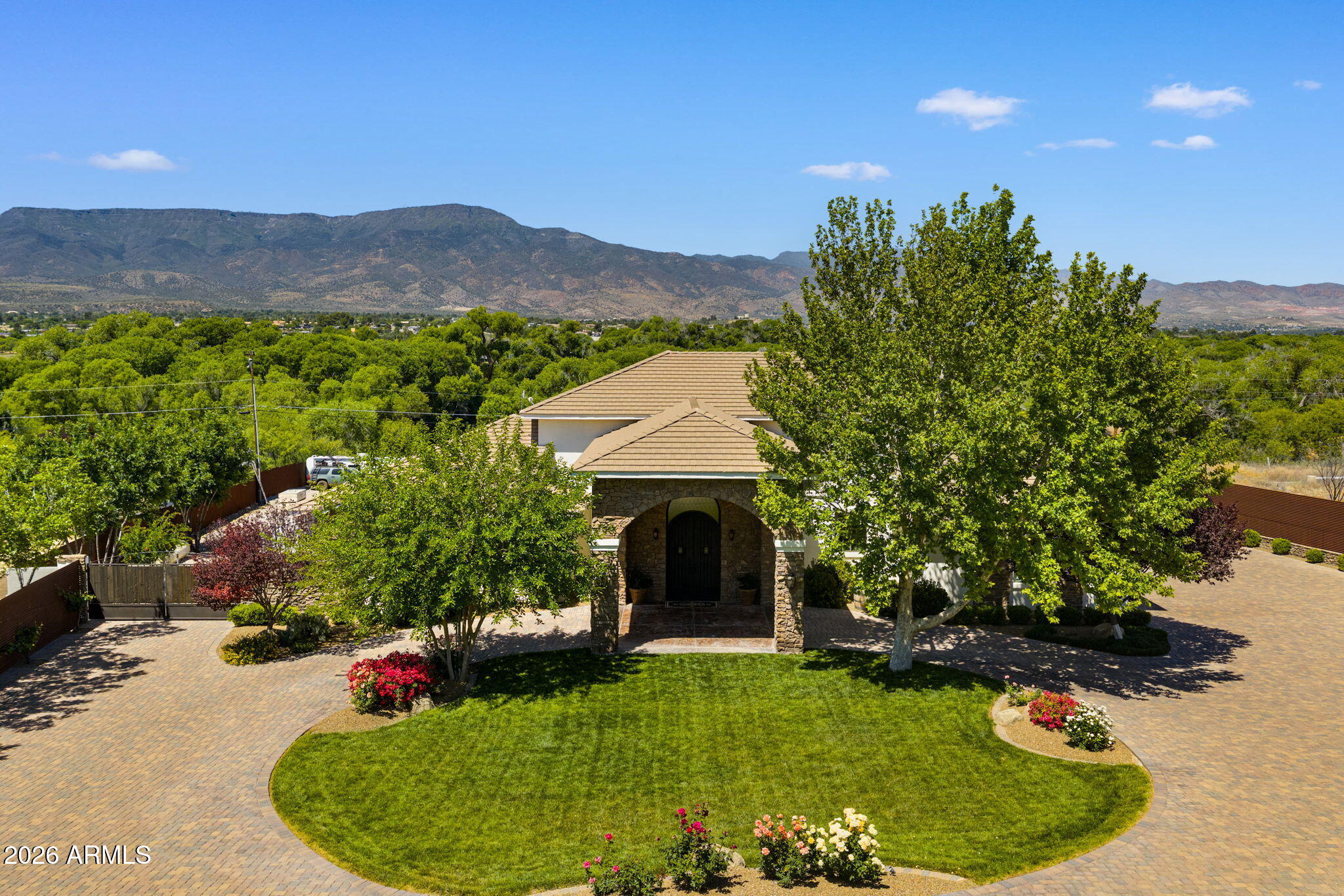 580 S Yorba Lane Lane