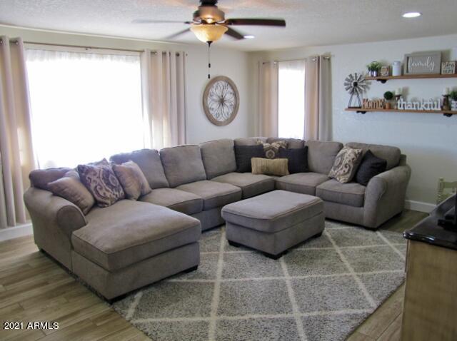 PUEBLO DEL SOL VILLAGE ONE UNIT B LOT 27 - Residential