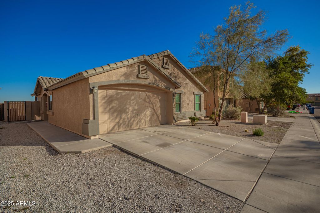 Photo of 4533 S 236th Drive, Buckeye, AZ 85326 (MLS # 6958894)
