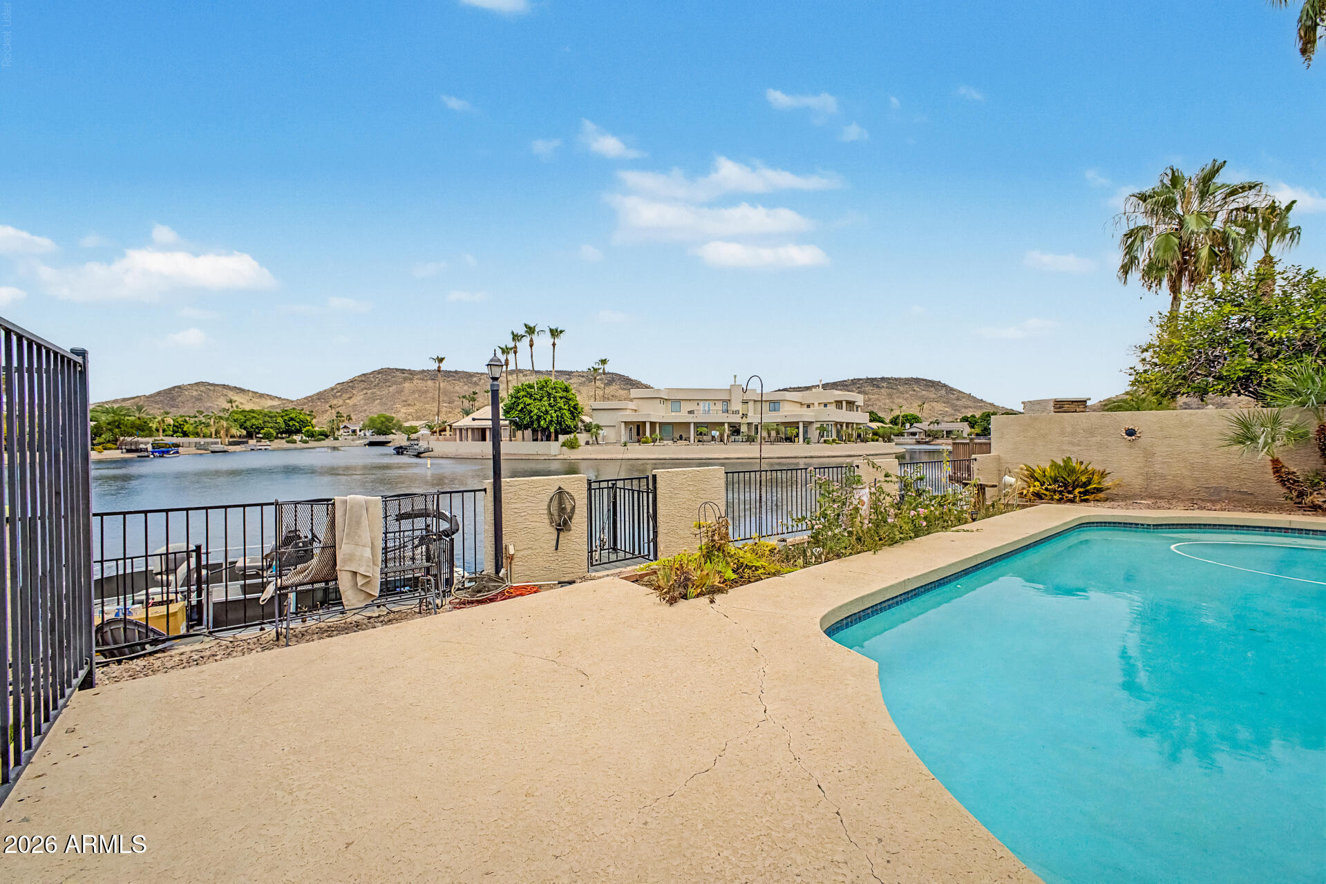 5840 W ABRAHAM Lane