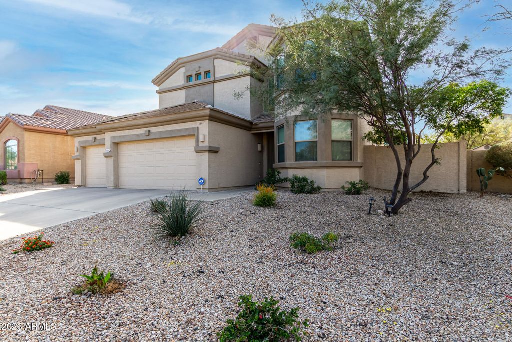 Photo of 18277 W Estes Way, Goodyear, AZ 85338 (MLS # 6981055)