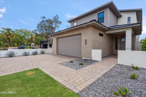 5537 E EARLL Drive Phoenix AZ 85018