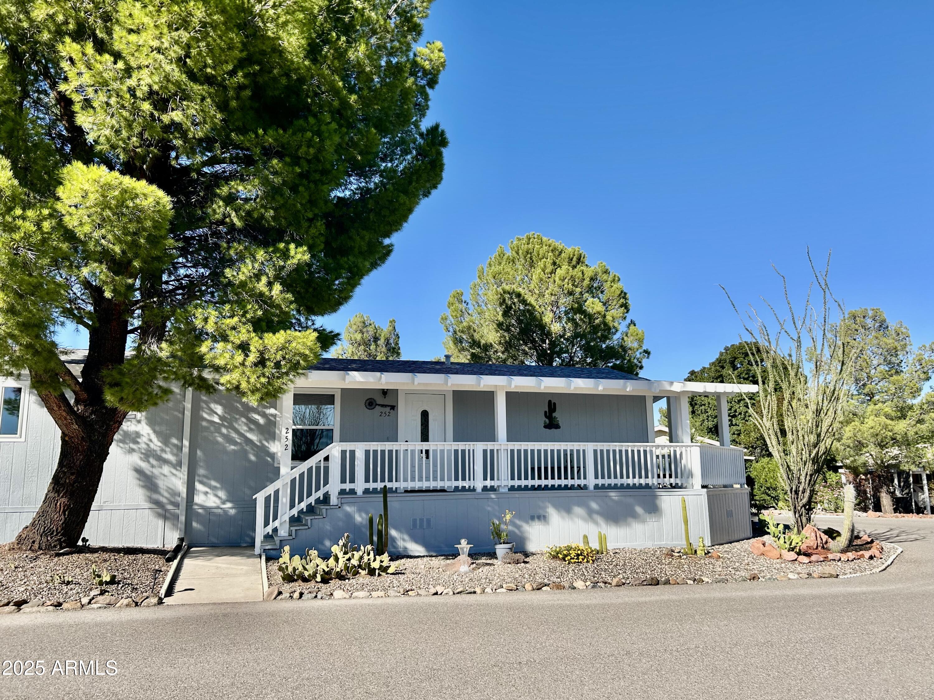 2050 W State Route 89A -- W 252