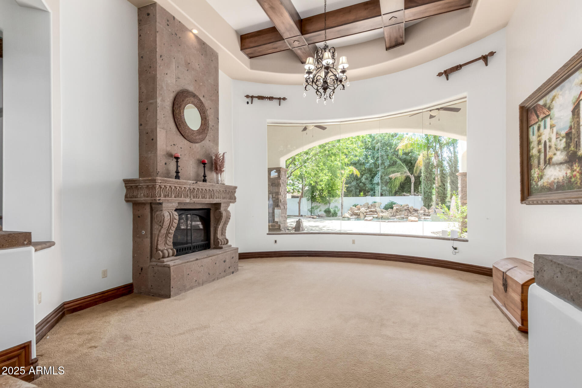 3037 E WATERMAN Way