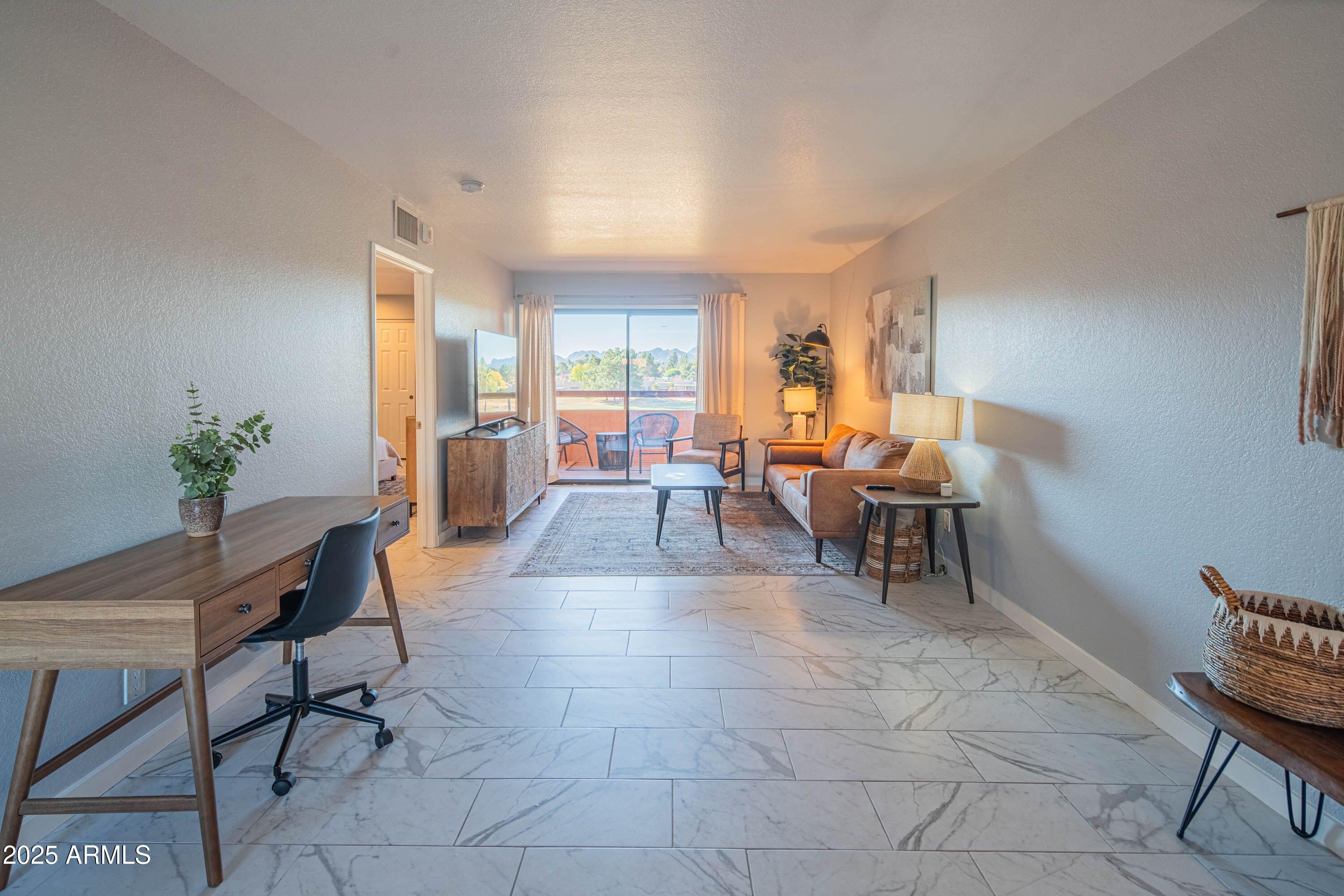 4303 E CACTUS Road 326