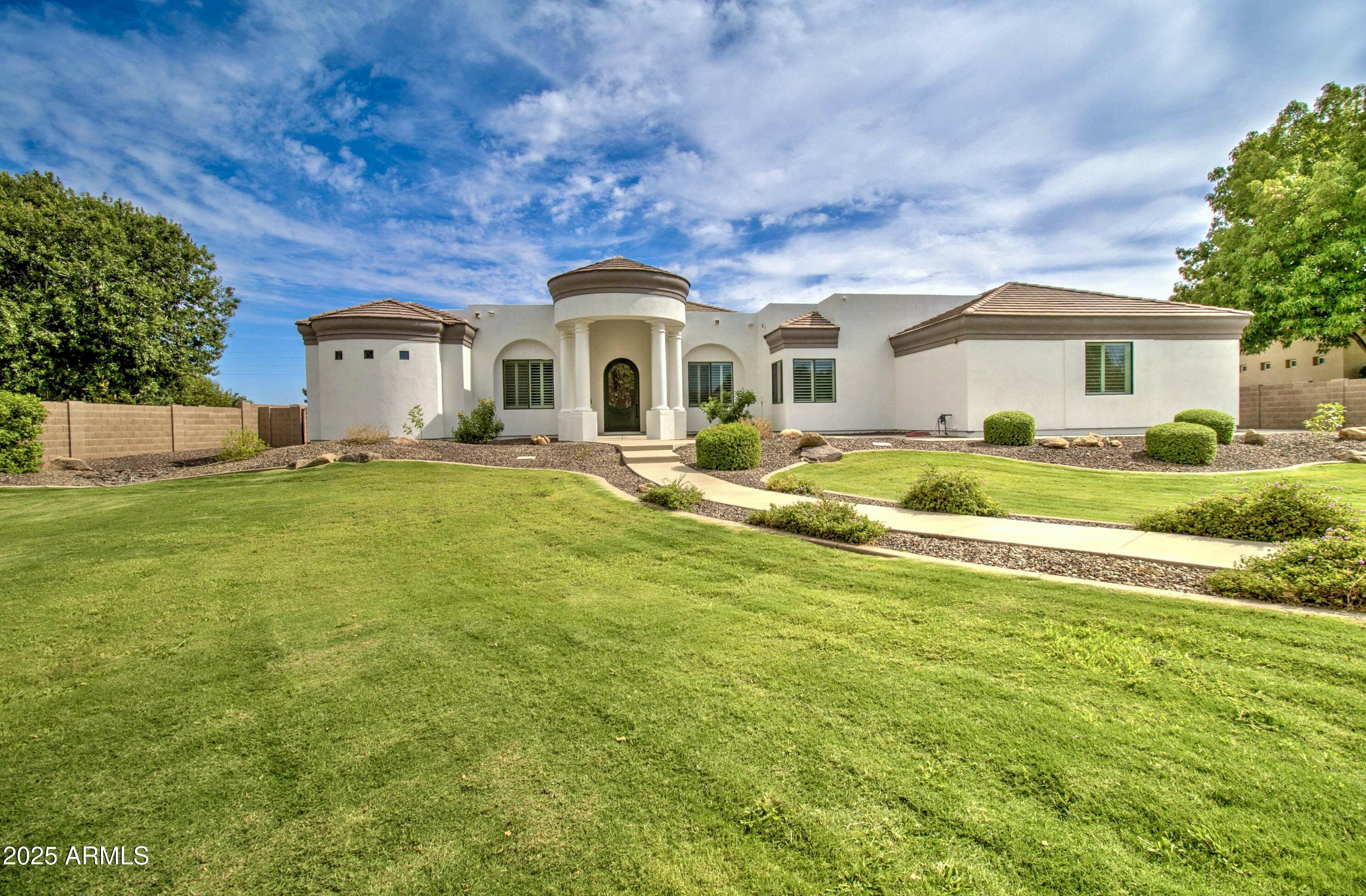 Homes for Sale in Queen Creek Arizona 1 21915 S REINA Drive