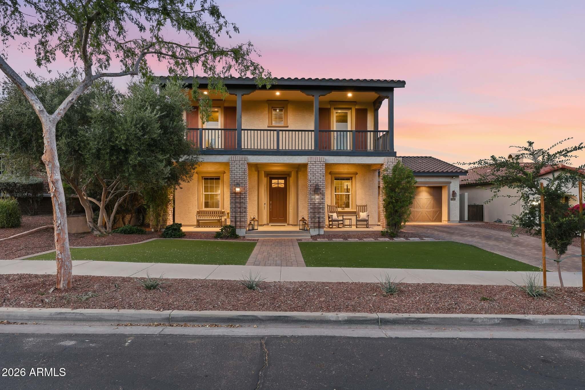 20794 W PROSPECTOR Way