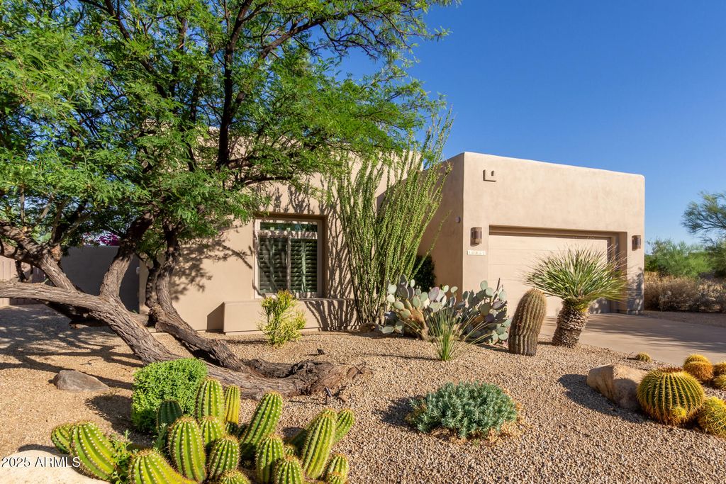 Photo of 10831 E White Feather Lane, Scottsdale, AZ 85262 (MLS # 6888174)