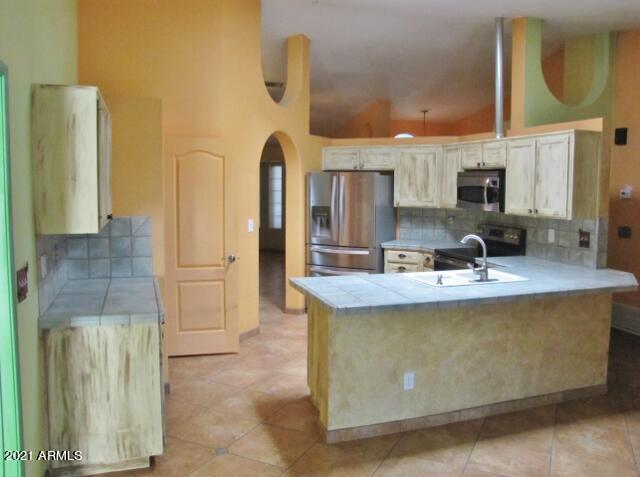 EAGLE RIDGE - Residential Lease