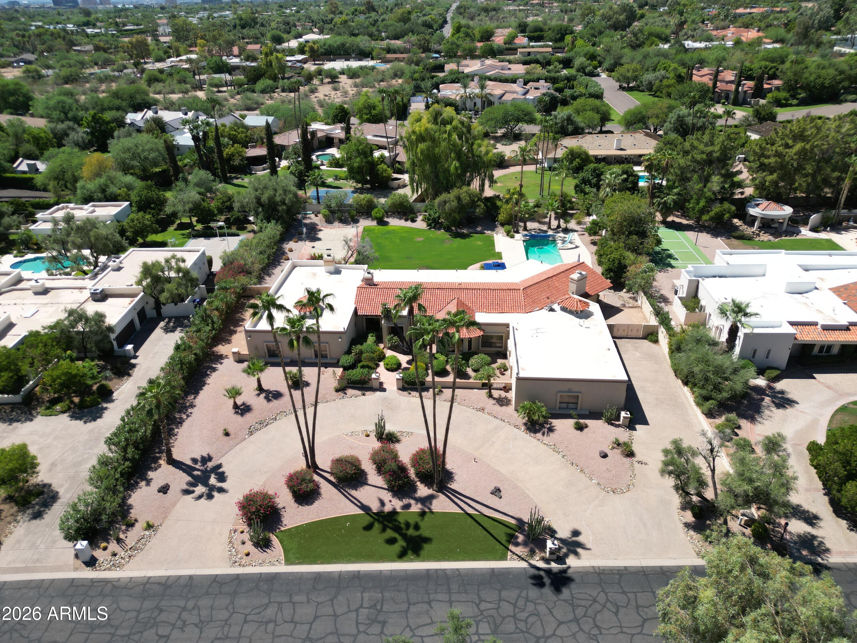 6301 E NAUMANN Drive