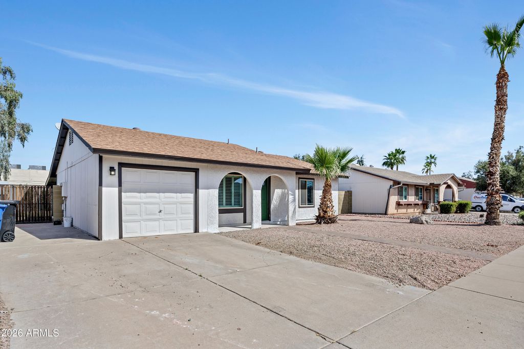 Photo of 2064 W Obispo Avenue, Mesa, AZ 85202 (MLS # 6999082)