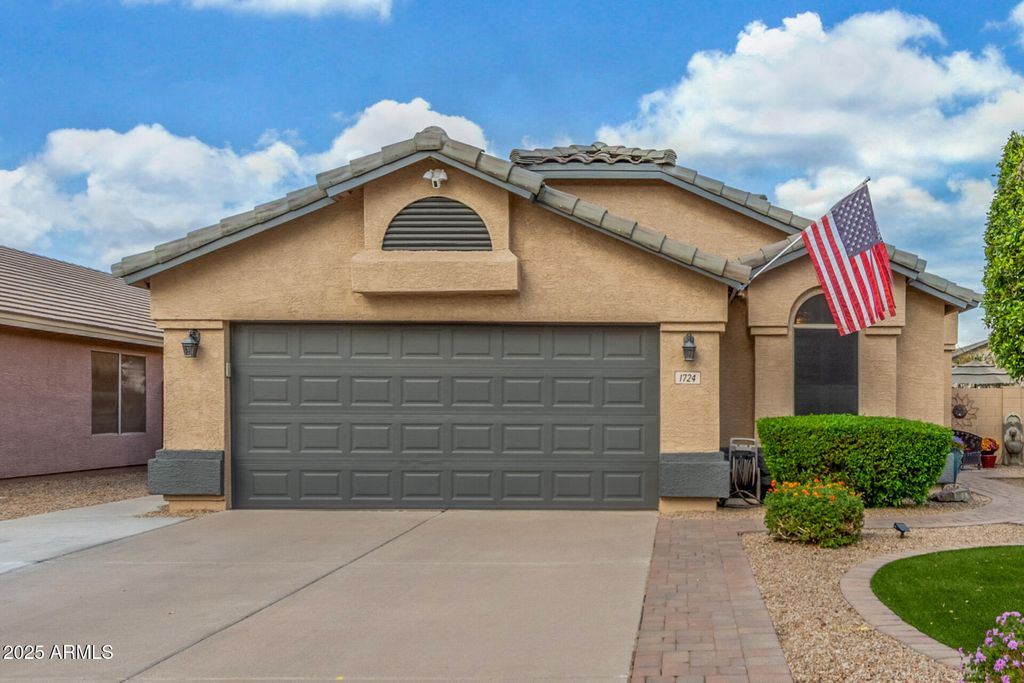 Photo of 1724 E Pony Lane, Gilbert, AZ 85295 (MLS # 6950139)