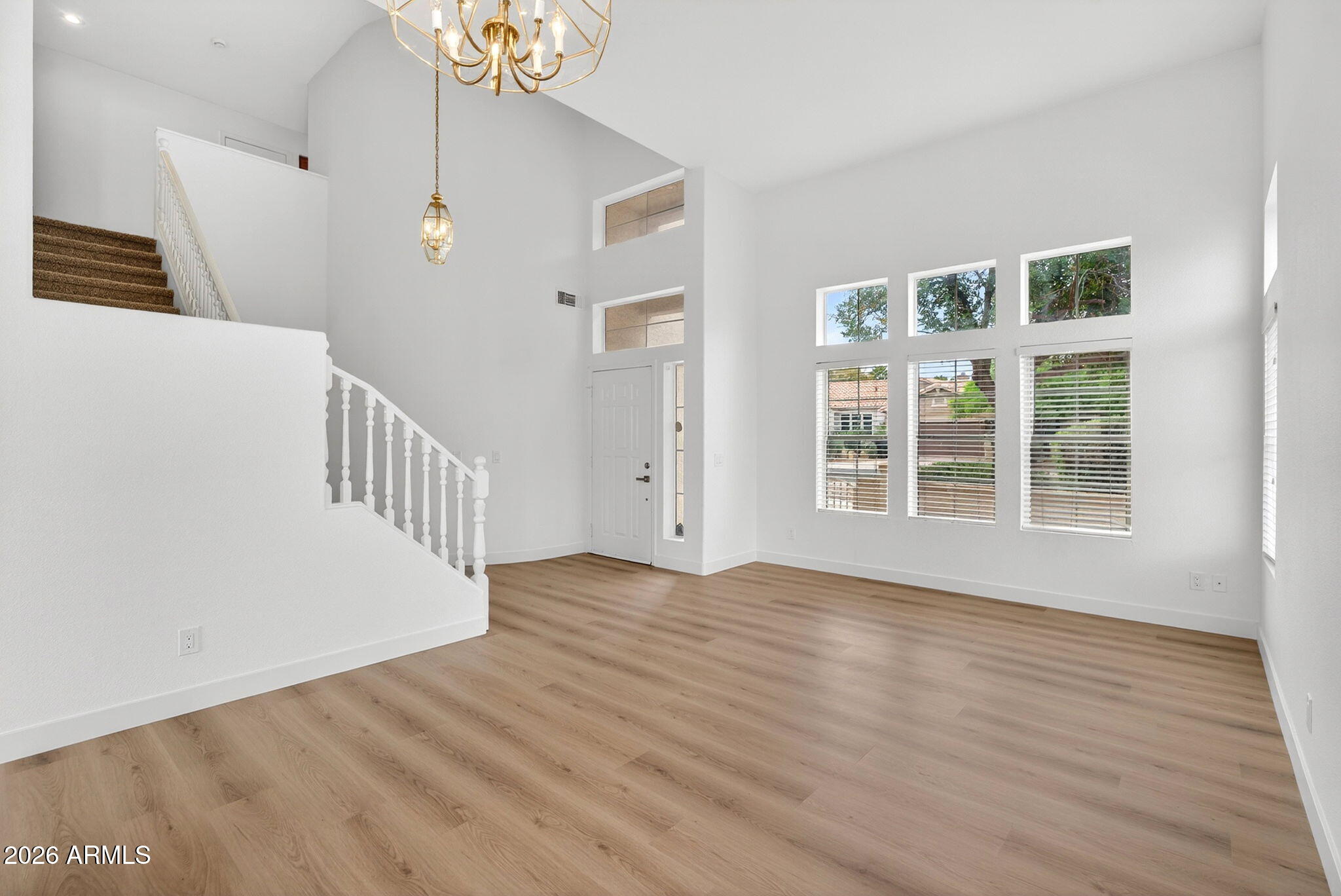 1542 E Stanford Avenue